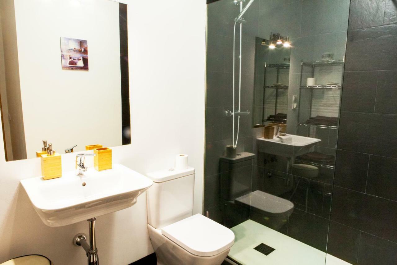 Segovia Apartment มาดริด ภายนอก รูปภาพ