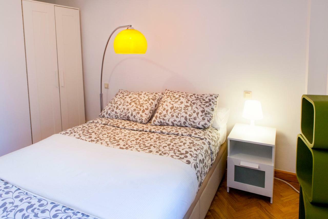 Segovia Apartment มาดริด ภายนอก รูปภาพ
